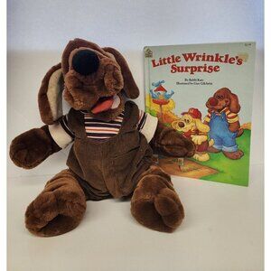 Vintage 1980s Ganz Bros Wrinkles The Dog & Book Plush Hand Puppet Toy Puppy